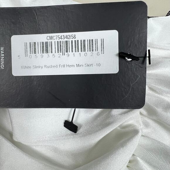 Pretty Little Thing NWT Coquette White Slinky Ruched Frill Hem Mini Skirt - Picture 4 of 6